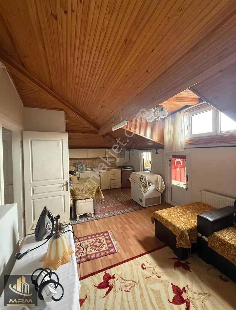 Mrm Gayrimenkul'den Eşyalı Kiralık Çatı Katı Daire - Görsel 4
