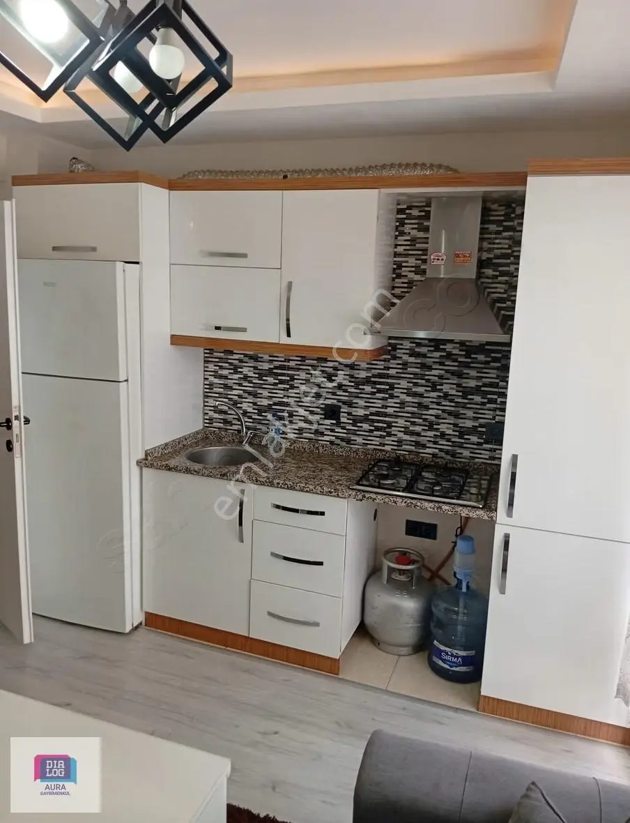 Buca Yaylacık'ta Eşyalı 1+1 Satılık Daire - Görsel 2