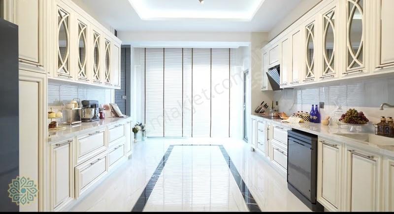 Başakşehir Som Çınar Sarayları'nda Acil Satılık 6+2 Dubleks Dair - Görsel 12