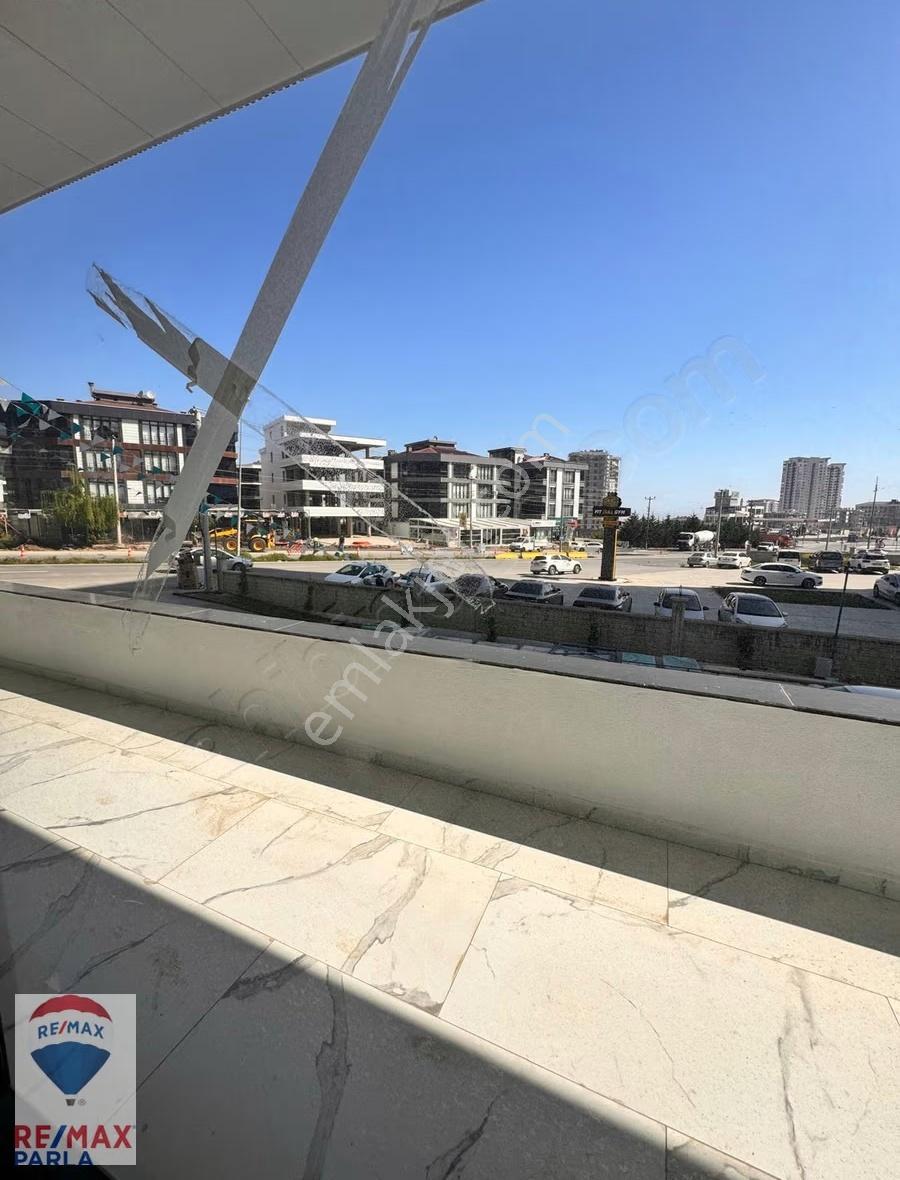 Atakum Beypınar Da Prestijli Kiralık Dükkan - Görsel 2