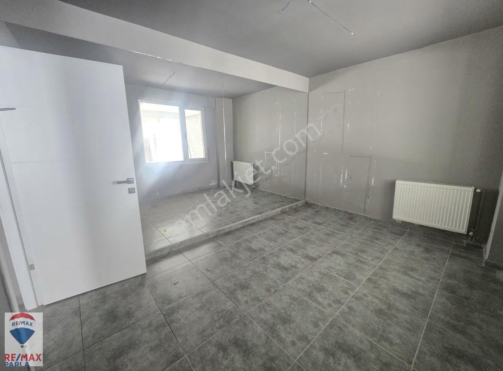 Atakum Ömürevlerinde Starbucksa Komşu Kiralık Prestijli İş Yeri - Görsel 6