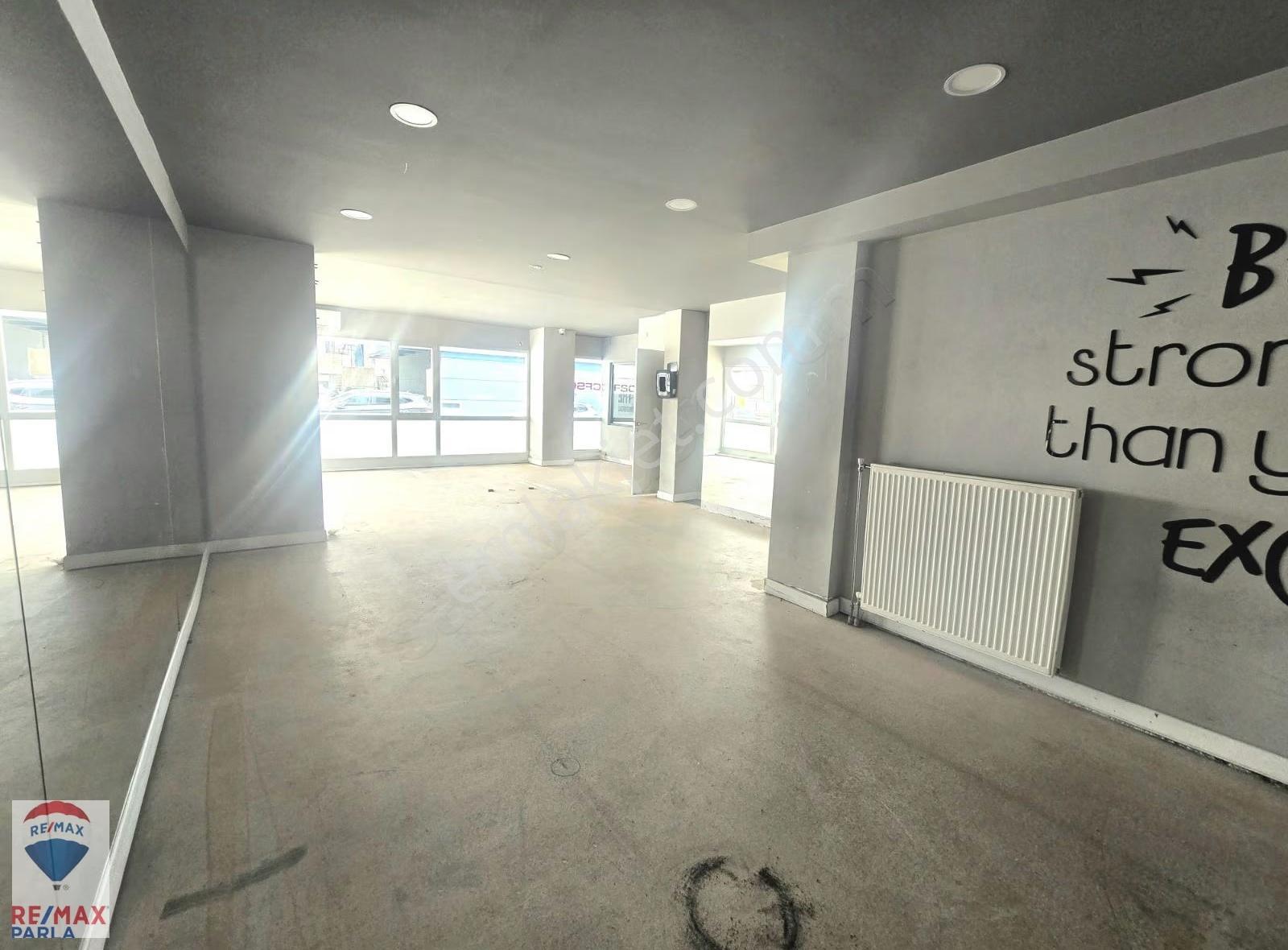 Atakum Ömürevlerinde Starbucksa Komşu Kiralık Prestijli İş Yeri - Görsel 15