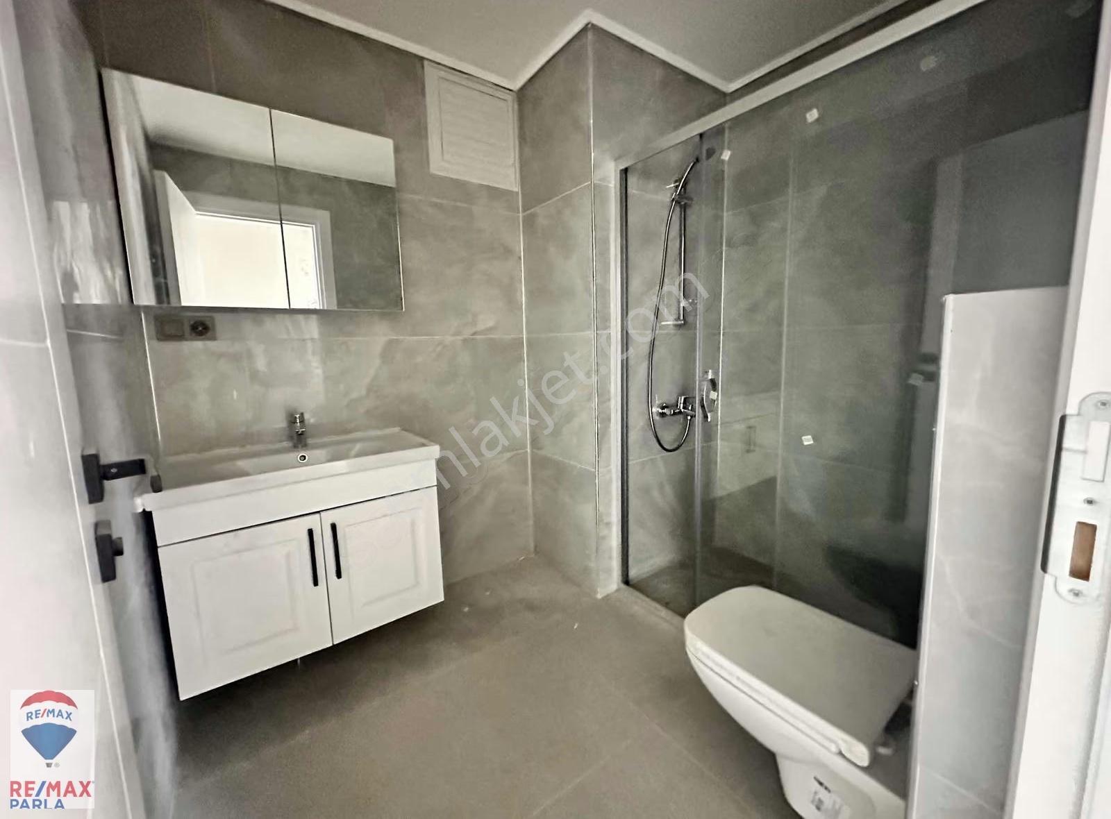 Atakum Nişantaşı Caddesi Cephe Kiralık 2+1 Daire - Görsel 21