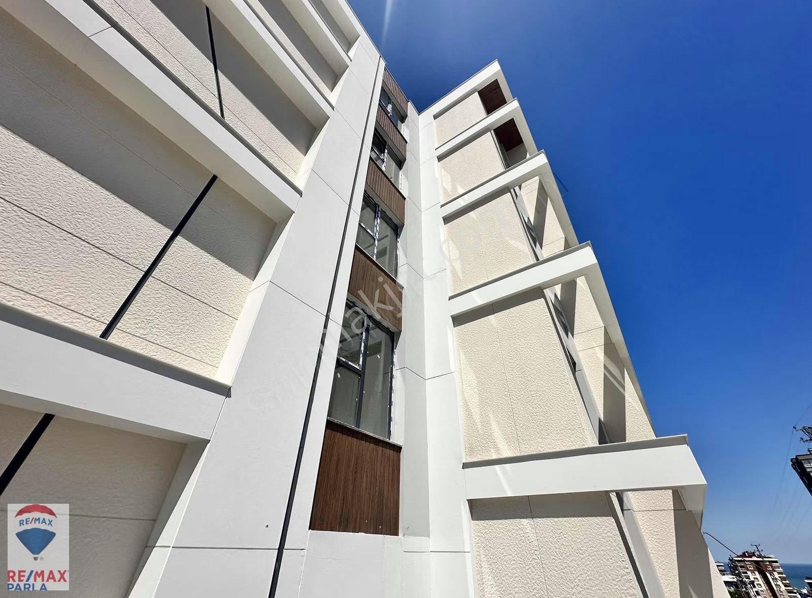 Atakum Nişantaşı Caddesi Cephe Satılık 2+1 Daireler - Görsel 22