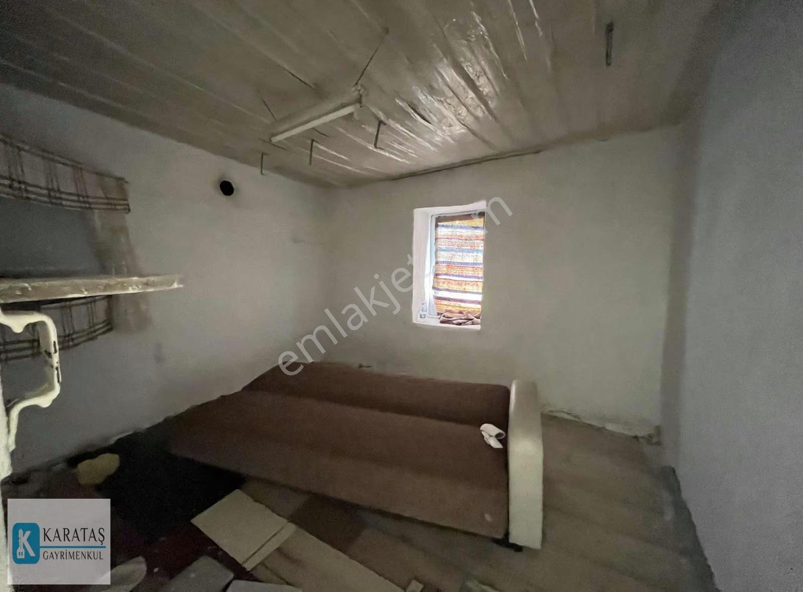 Ayvalık Merkezde Muhteşem Deniz Manzaralı Müstakil Taş Ev - Görsel 11