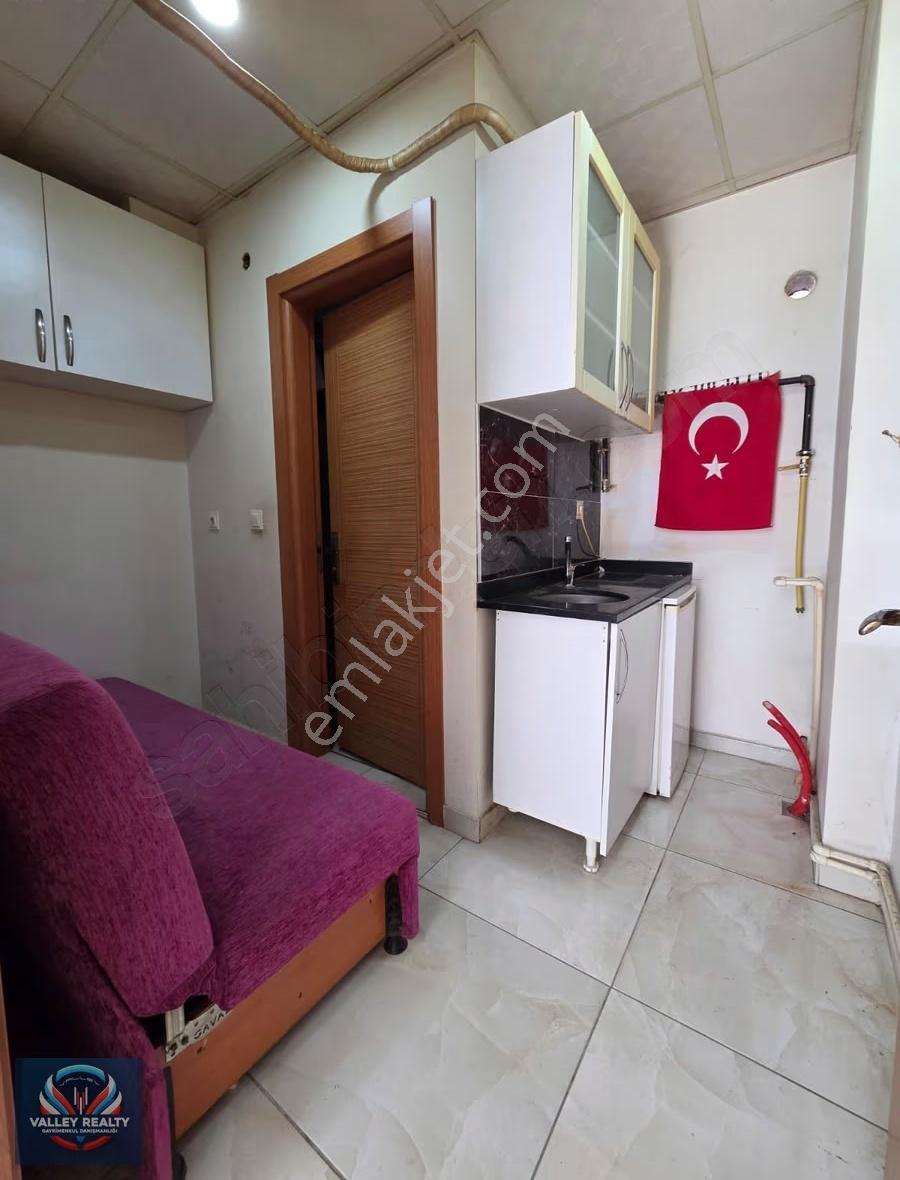 Valley'den Reşadiye Mah.'de Merkezi Konumda Satılık Dükkan! - Görsel 9