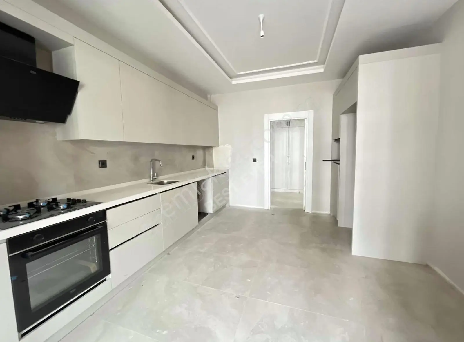 Kayapa'da Site İçi Satılık 3+1 Daire 130m² - Görsel 2