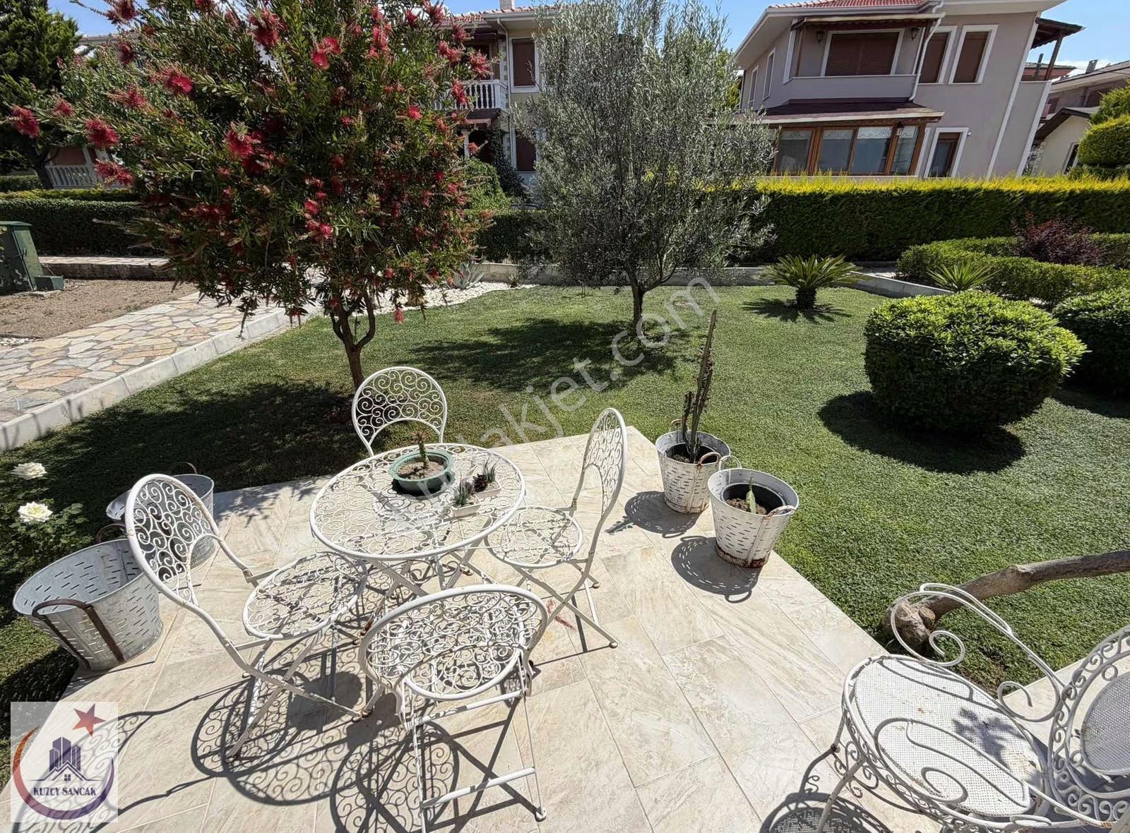 Kuzey Sancak'tan Satılık Villa - Görsel 13