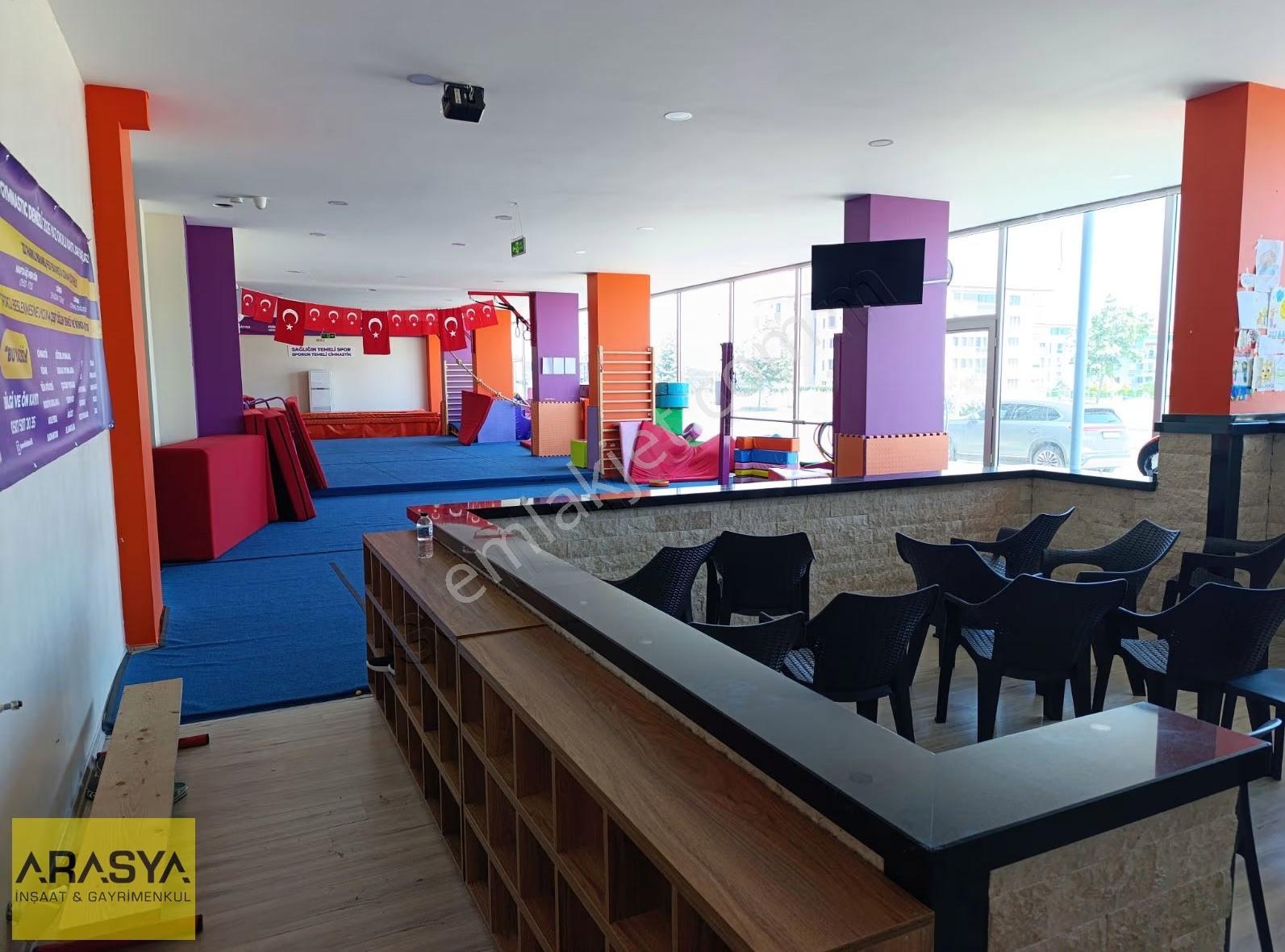 Evora Ya Çok Yakın 500 M2 Kiralık Dükkan - Görsel 19
