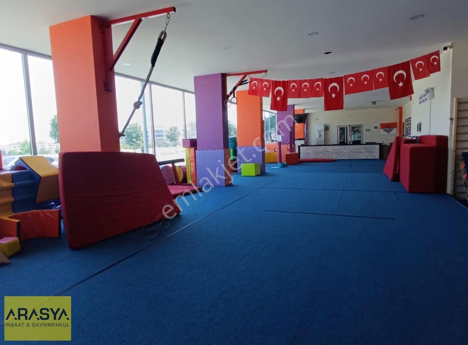 Evora Ya Çok Yakın 500 M2 Kiralık Dükkan - Görsel 18