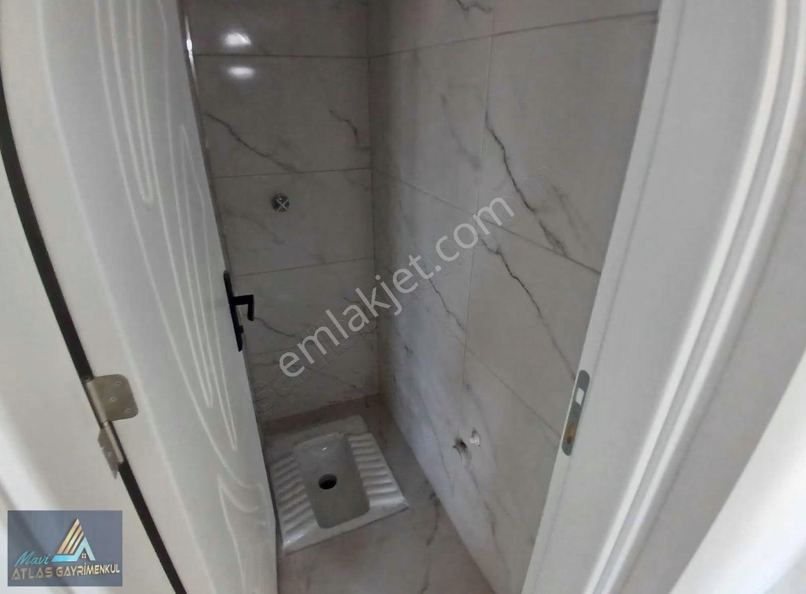 Ebeveyn Banyolu, Geniş Balkonlu Sıfır 2+1 Daire - Görsel 23