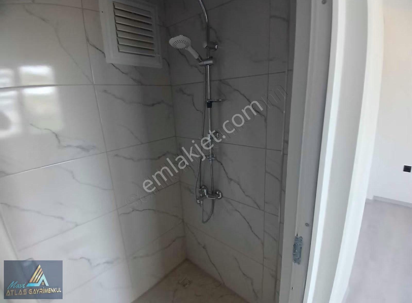 Ebeveyn Banyolu, Geniş Balkonlu Sıfır 2+1 Daire - Görsel 5