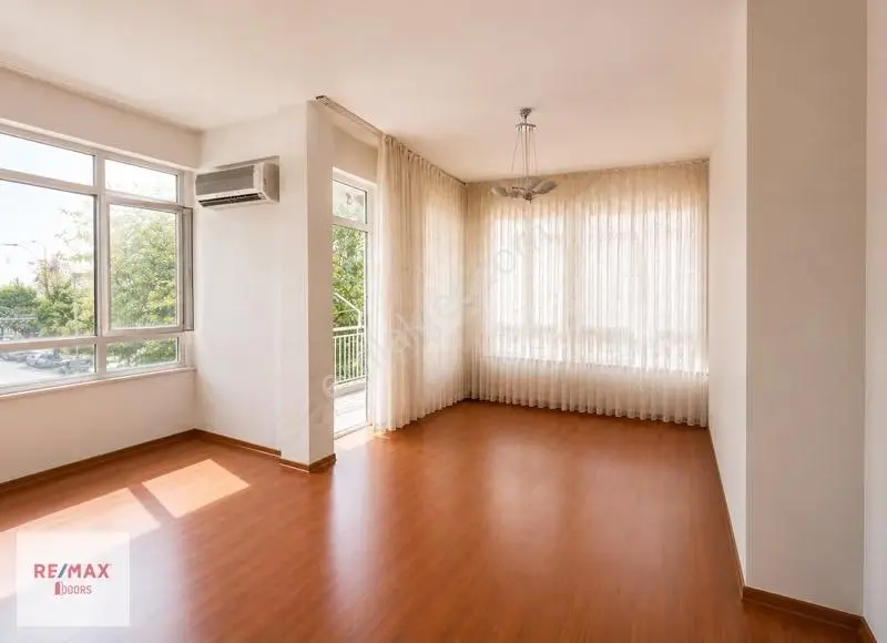 Memurevleri Turgutreis Caddesi Üzeri 3+1 Geniş Satılık Daire - Görsel 5