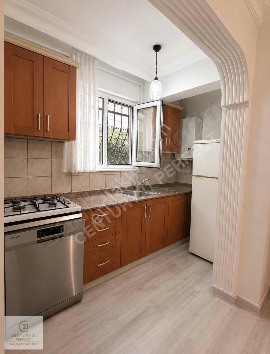 Altıntepe Kılavuzçayırı , Bakımlı , Boş Satılık 2+1 Bahçe Katı