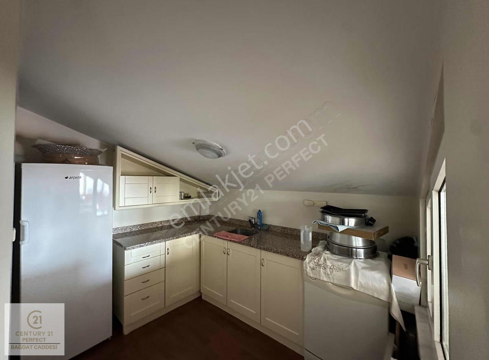 Century21 Perfect İstanbul Kadıköy Erenköy Mahallesi 6+1 Oda