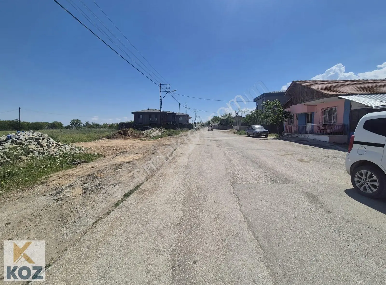Koz Emlak'tan Cevreyoluna Yakın Mesefade Villa İmarlı Arsa - Görsel 3