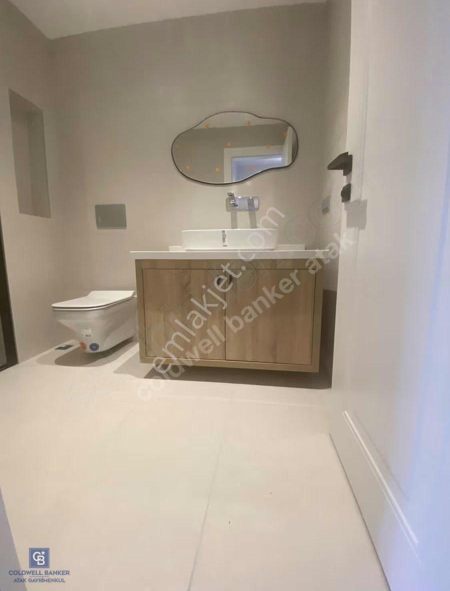 Çeşme'de Denize Yürüme Mesafesinde Yıllık Kiralık Villa - Görsel 8