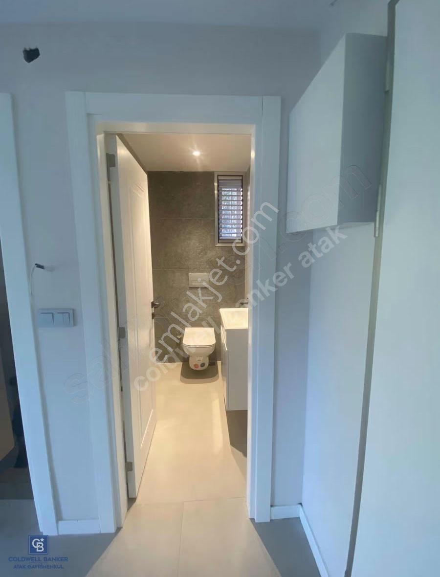 Çeşme'de Denize Yürüme Mesafesinde Yıllık Kiralık Villa - Görsel 19