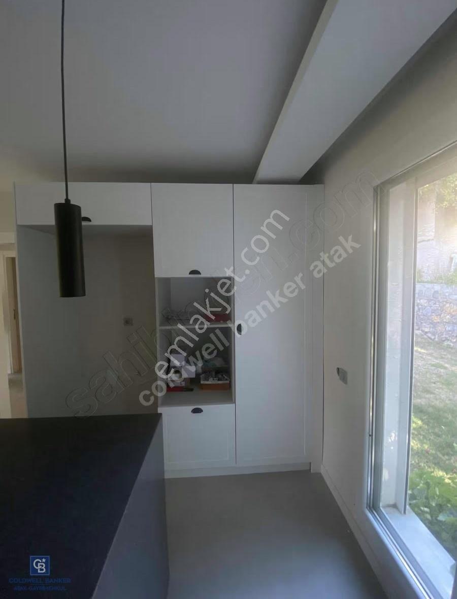 Çeşme'de Denize Yürüme Mesafesinde Yıllık Kiralık Villa - Görsel 17