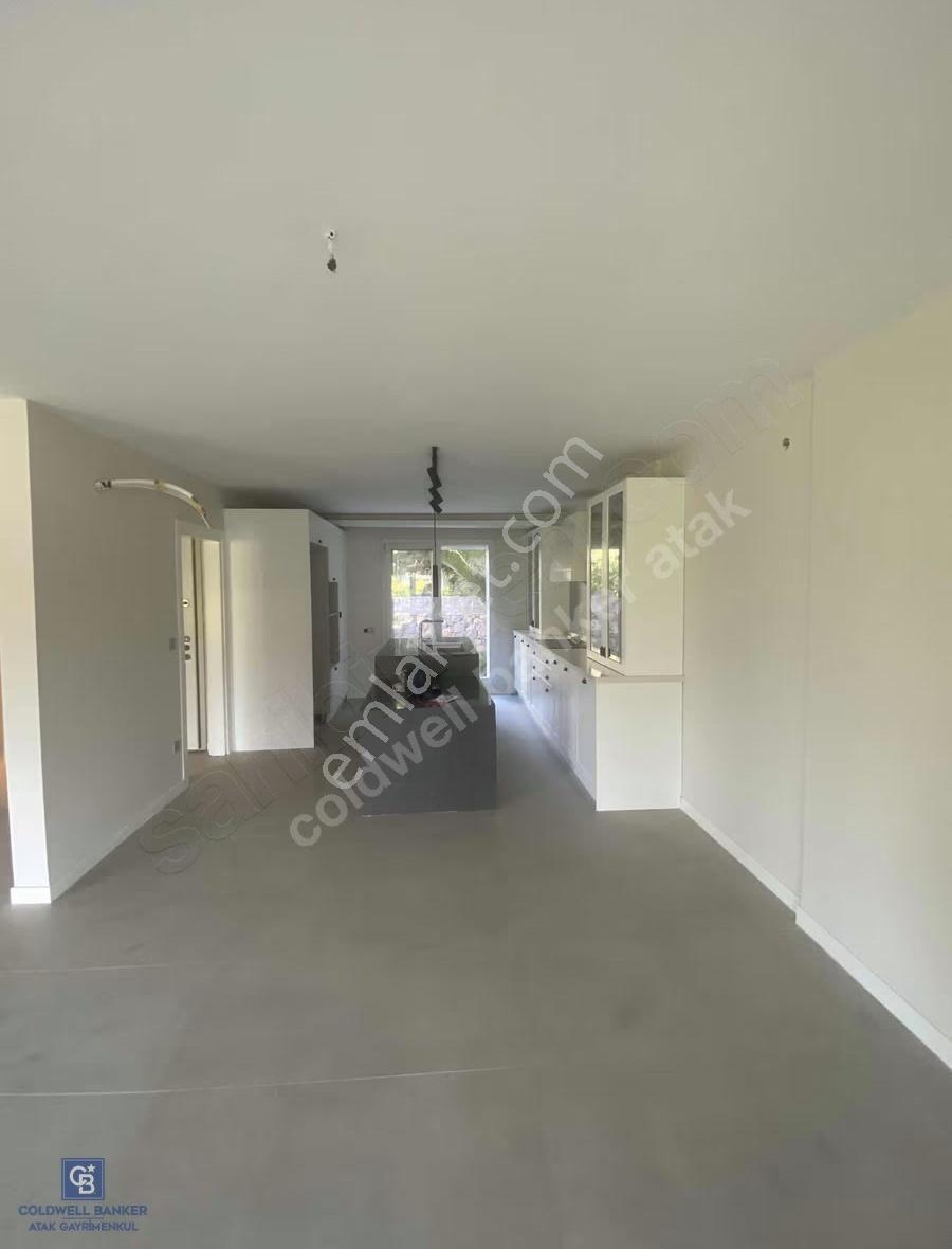 Çeşme'de Denize Yürüme Mesafesinde Yıllık Kiralık Villa - Görsel 21
