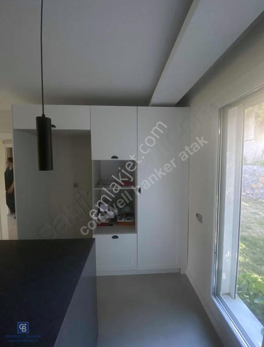 Çeşme'de Denize Yürüme Mesafesinde Yıllık Kiralık Villa - Görsel 20