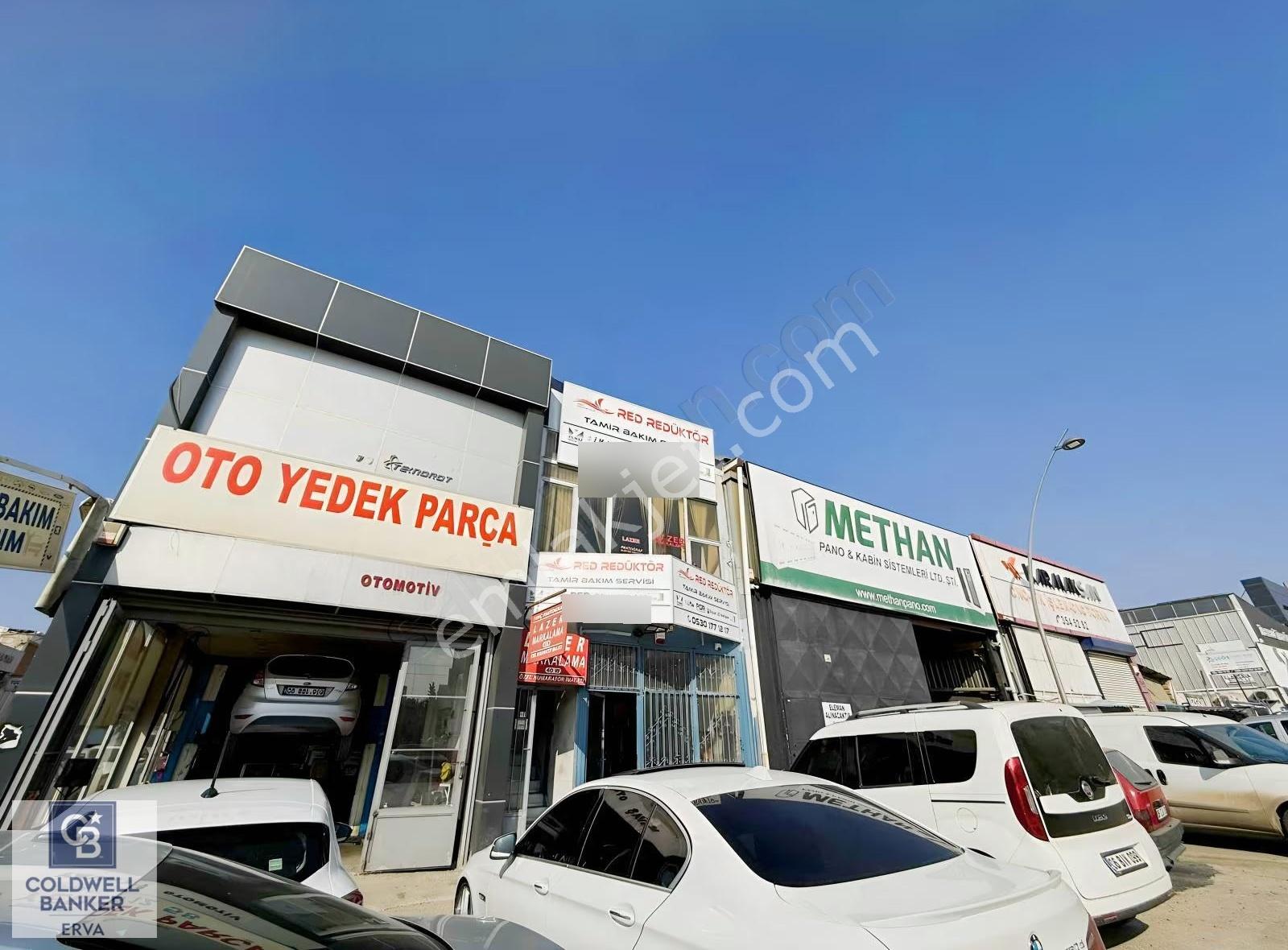 Ostim Osbde Köşe Parselde Yedek Parça Stoklu Satılık Dükkan