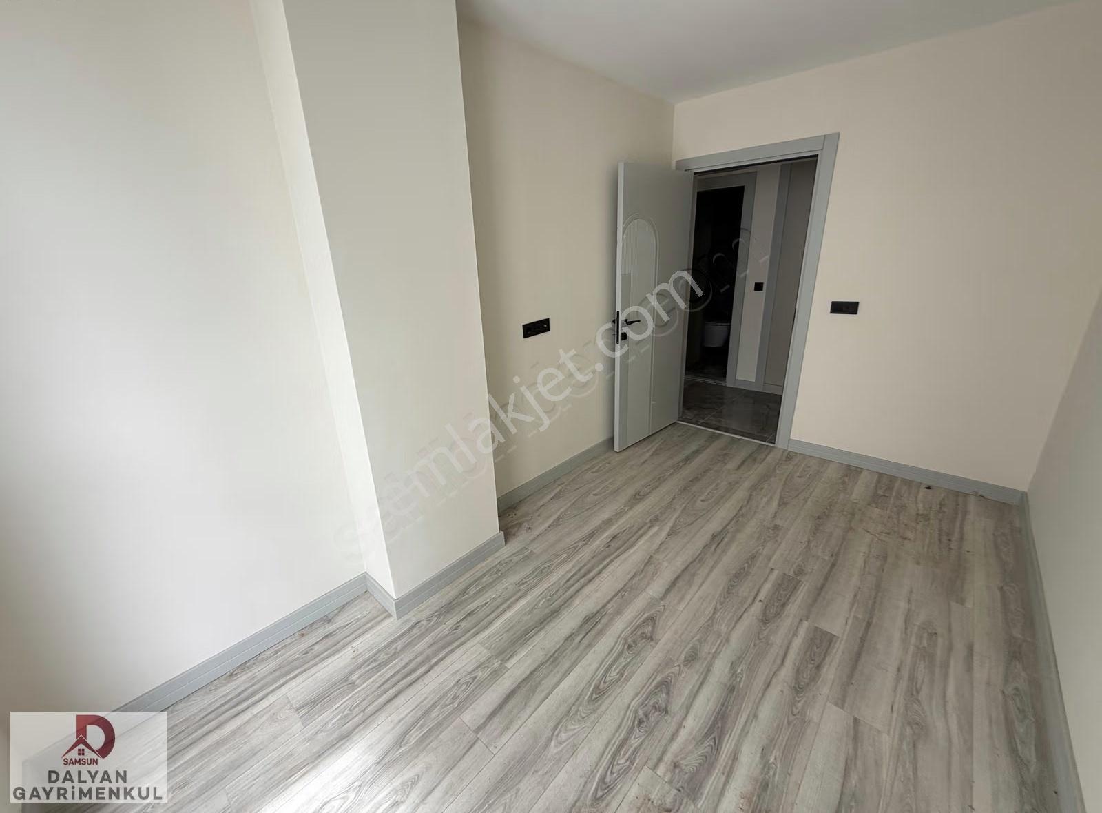 2+1satılık Daire | Havuzlu Site | Sahile 200 M | Ebeveyn Banyolu - Görsel 11