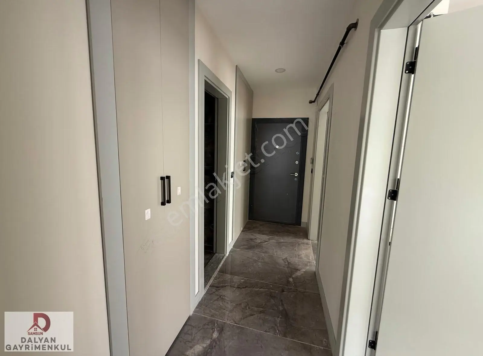 2+1satılık Daire | Havuzlu Site | Sahile 200 M | Ebeveyn Banyolu - Görsel 2