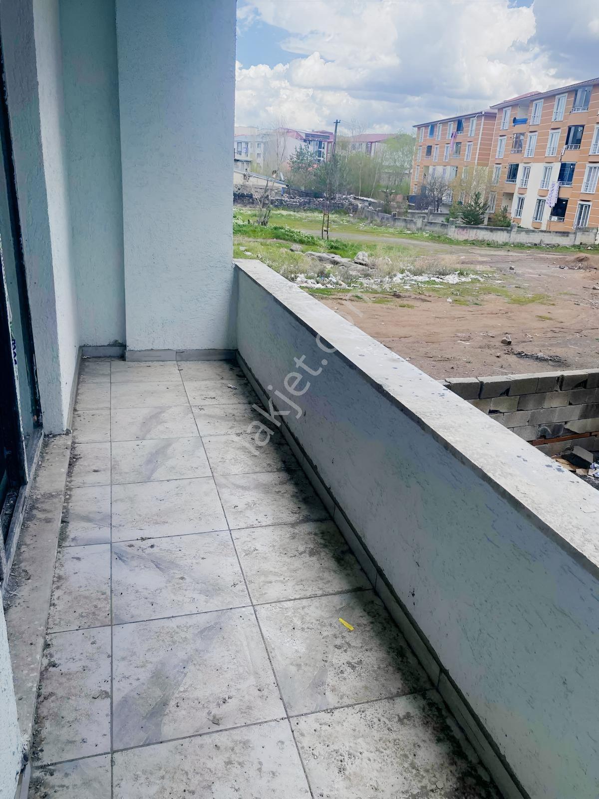 Şehitler Mah Yüksek Giriş Güney Cephe Satılık 2+1