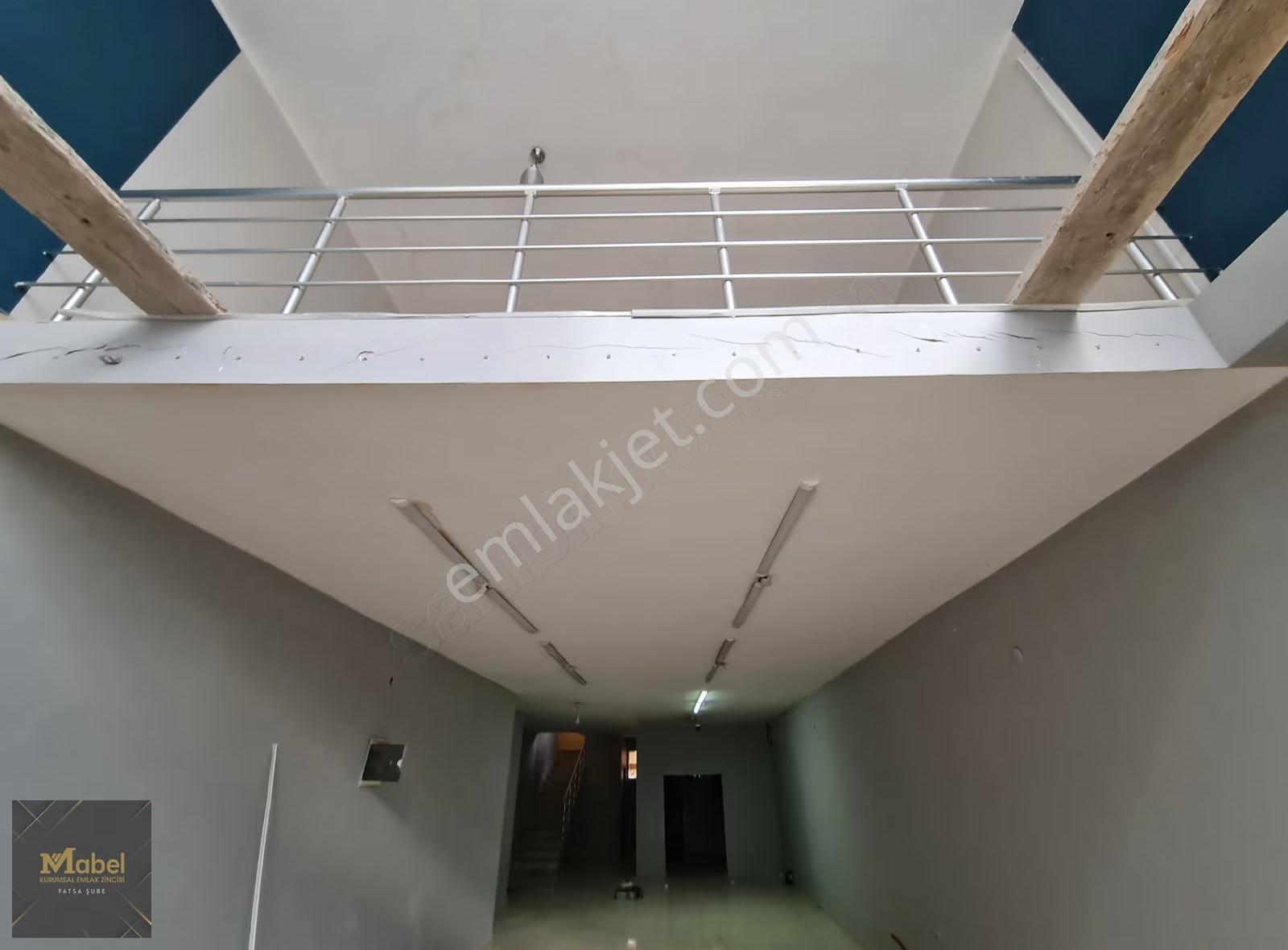 Fatsa Meydana Yakın Hareketli Konumda 2 Katlı Kiralık Dükkan - Görsel 12