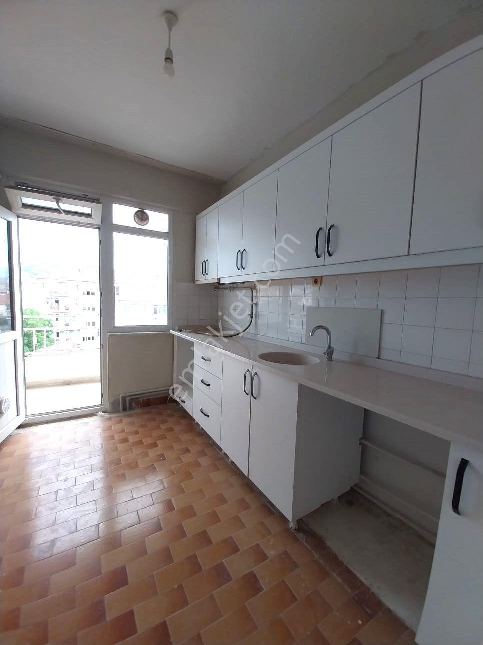 Kocaeli Gölcük Kavaklı Mahallesi Kiralık 2+1 Daire - Görsel 14