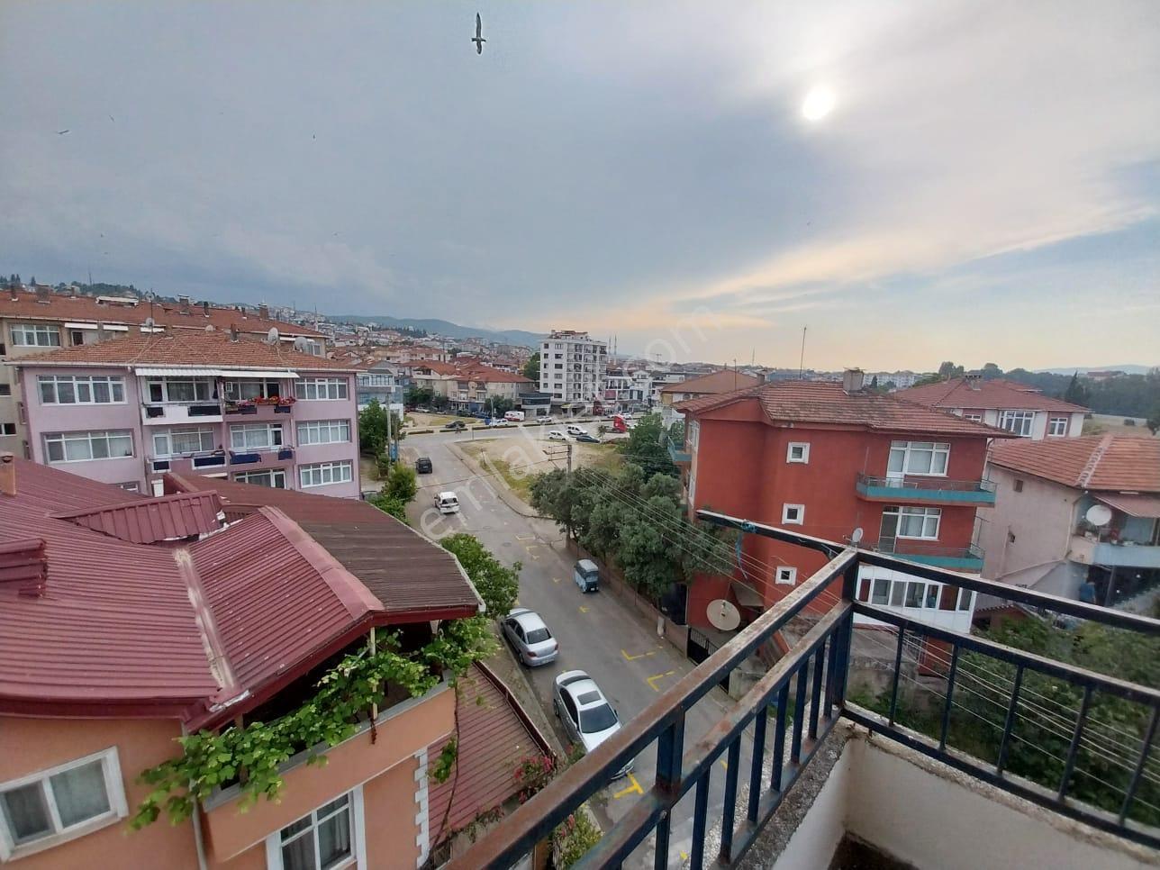 Kocaeli Gölcük Kavaklı Mahallesi Kiralık 2+1 Daire - Görsel 13