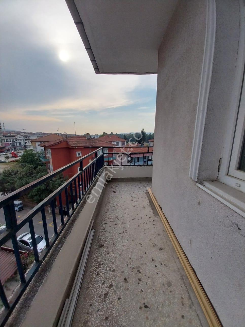Kocaeli Gölcük Kavaklı Mahallesi Kiralık 2+1 Daire - Görsel 12