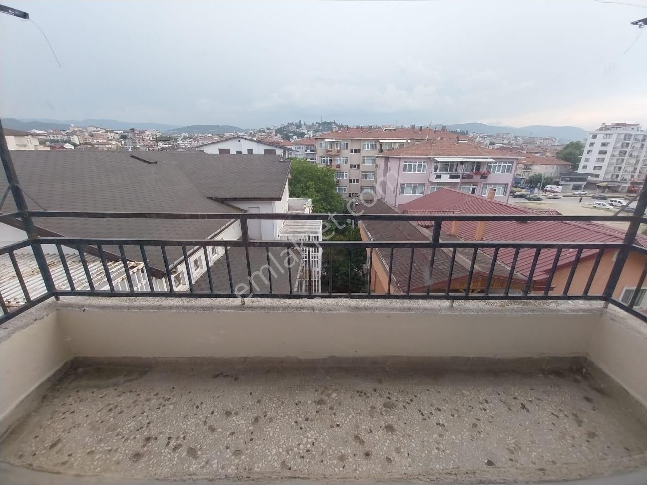 Kocaeli Gölcük Kavaklı Mahallesi Kiralık 2+1 Daire - Görsel 22