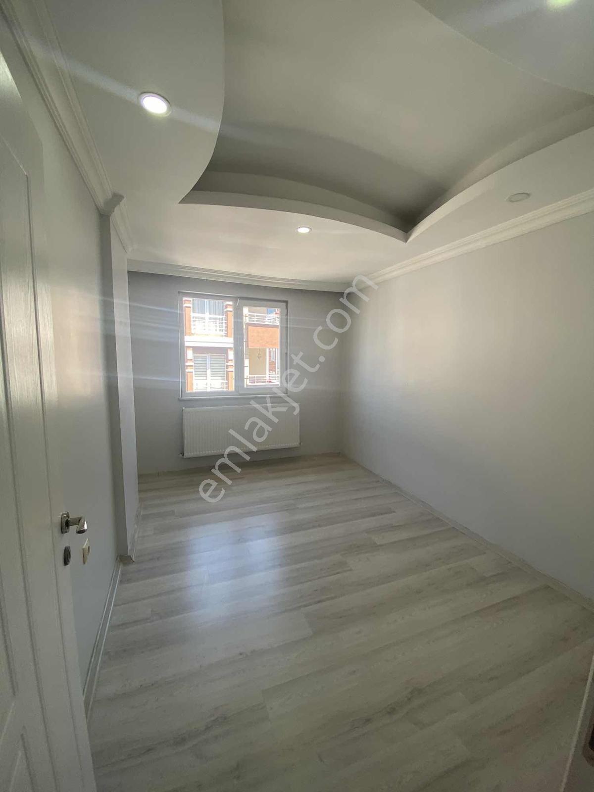 Şehitler Mah Servis Güzargahında Arakat Kiralık 3+1 - Görsel 15