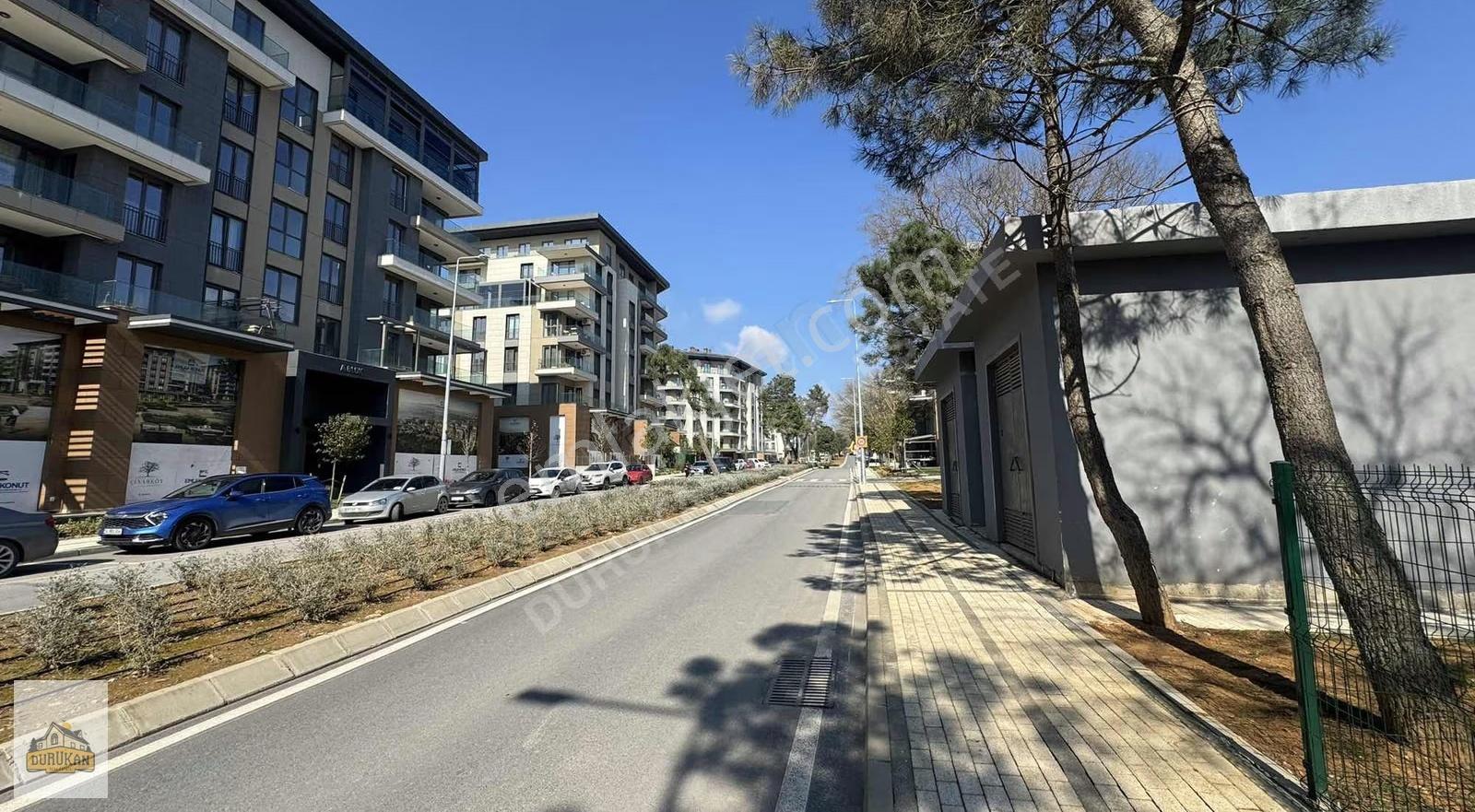 Emlak Konut Çınarköy Sitesinde Cadde'nin Merkezinde - Görsel 17