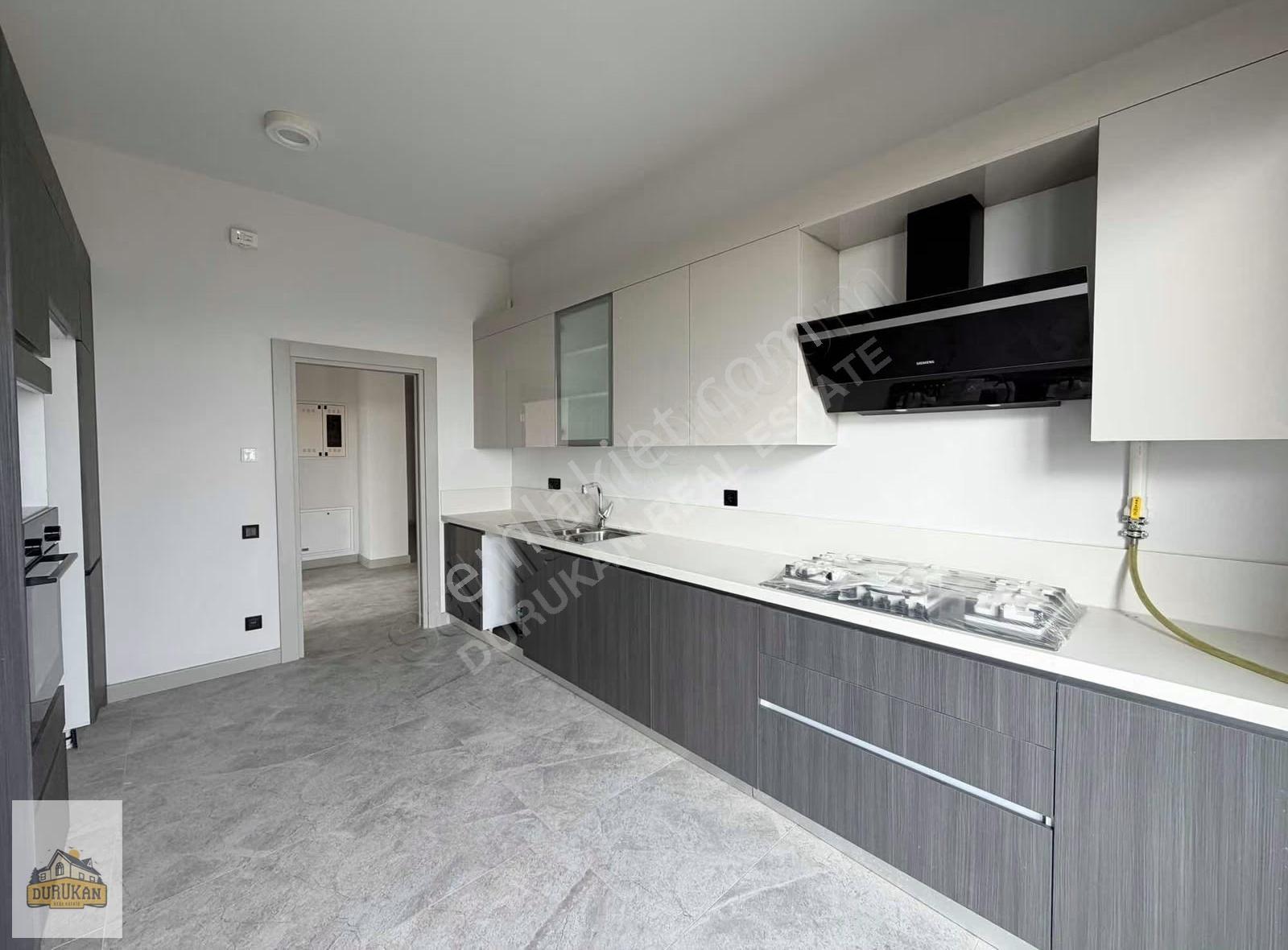 Emlak Konut Çınarköy'de Kiralık 4+1 Daire, 220 M²,koru Manzaralı - Görsel 33