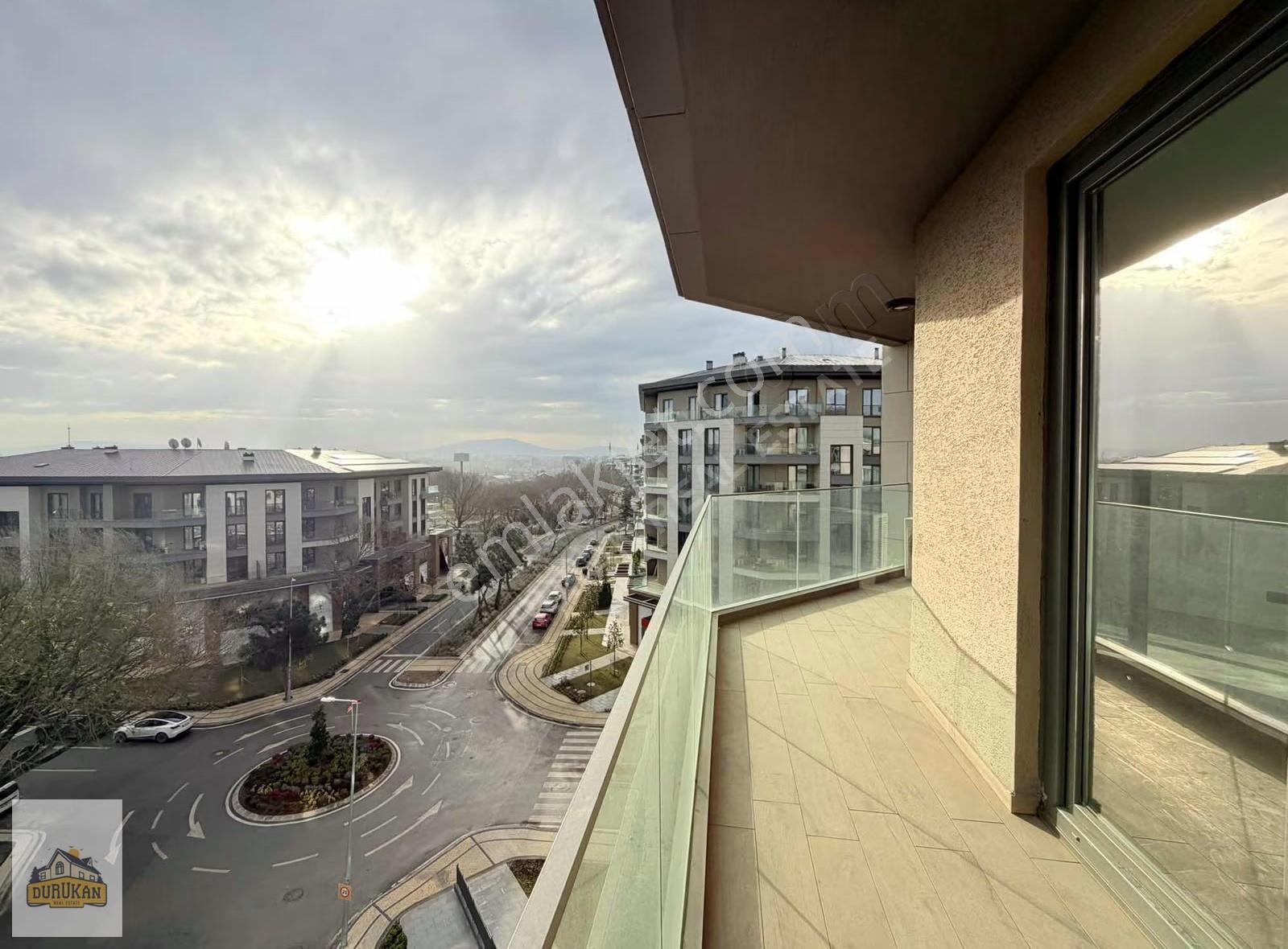 Emlak Konut Çınarköy Evleri | 1+1 82 M² Geniş Plan Kiralık Daire - Görsel 15