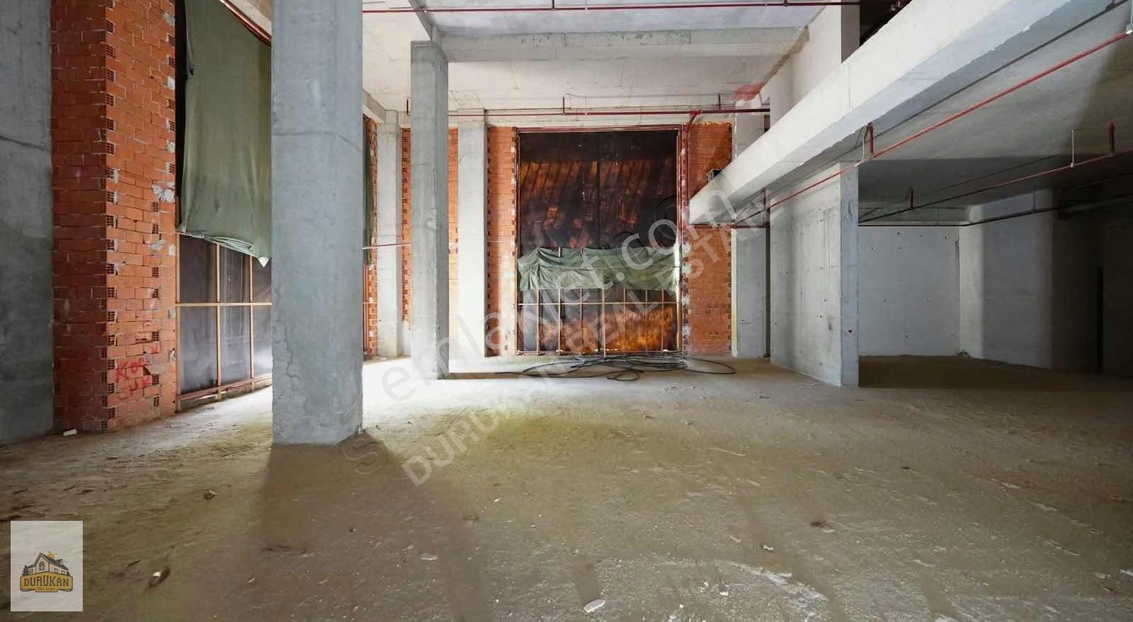Çekmeköy Çınarköy'de Prestijli Cadde Üzeri 325m² Kiralık Dükkan - Görsel 13