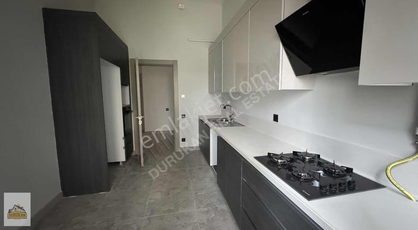 Emlak Konut Çınarköy'de 3+1 Kiralık Oturuma Hazır Bahçe Katı - Görsel 12