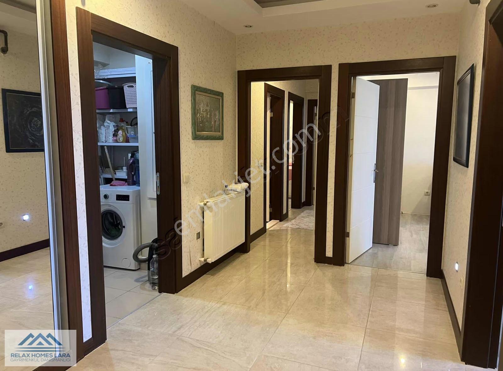 Güzeloba'da Site İçerisinde Deniz Manzaralı 3+1 Kiralık Daire - Görsel 27