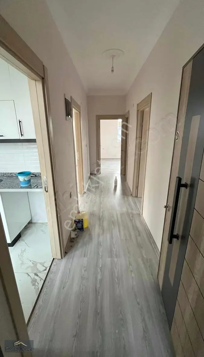 Döşemealtı Yeniköy'de Müstakil Tadında Kiralık 2+1 Geniş Daire - Görsel 2
