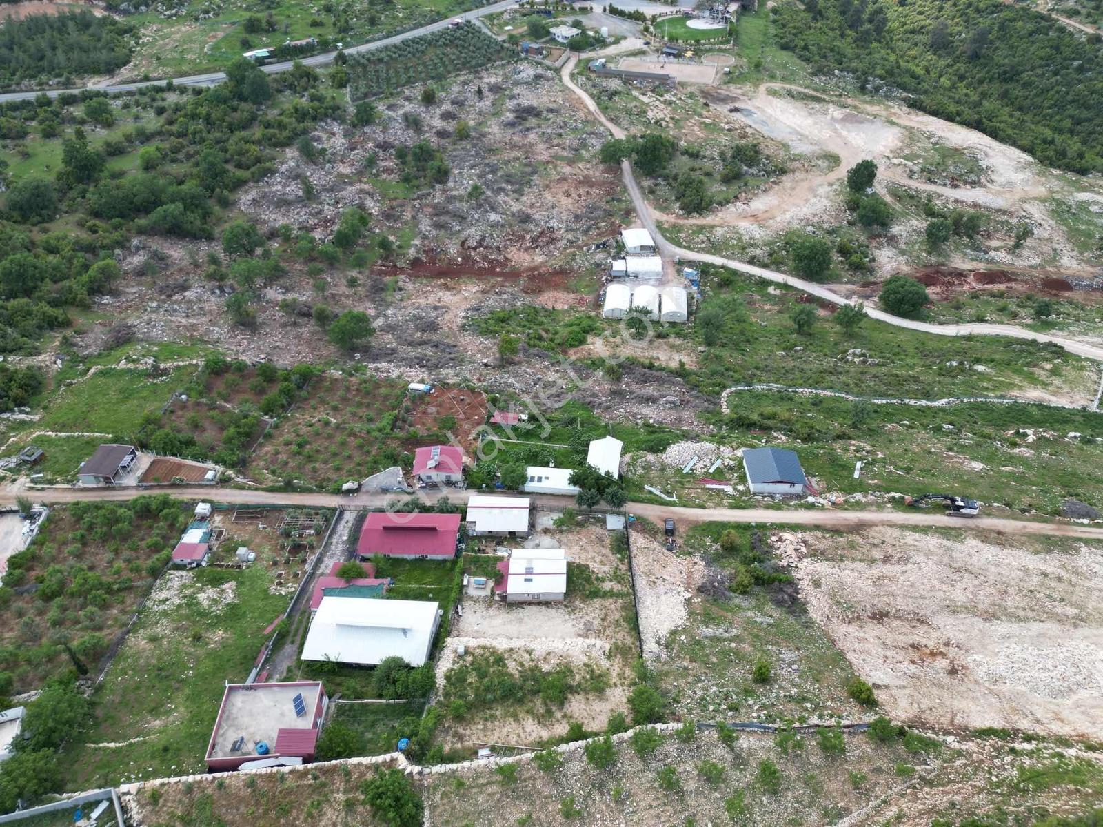 Bm"den Mersine 13km Kerimlerde 1734m2 Arsa Ve 1+1 Bahçe Evi+depo - Görsel 3