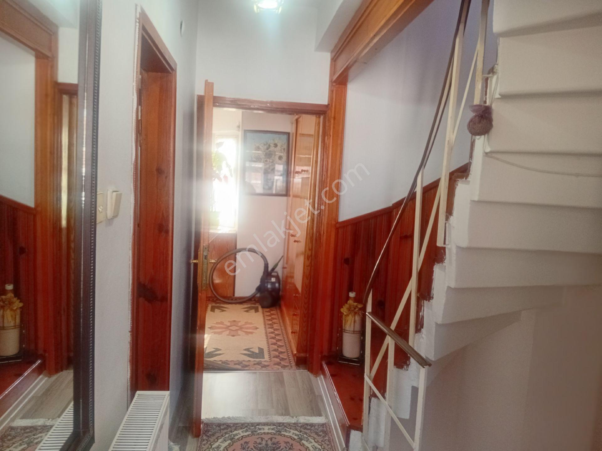 Topağaçta Deniz Manzaralı Müstakil Villa - Görsel 22