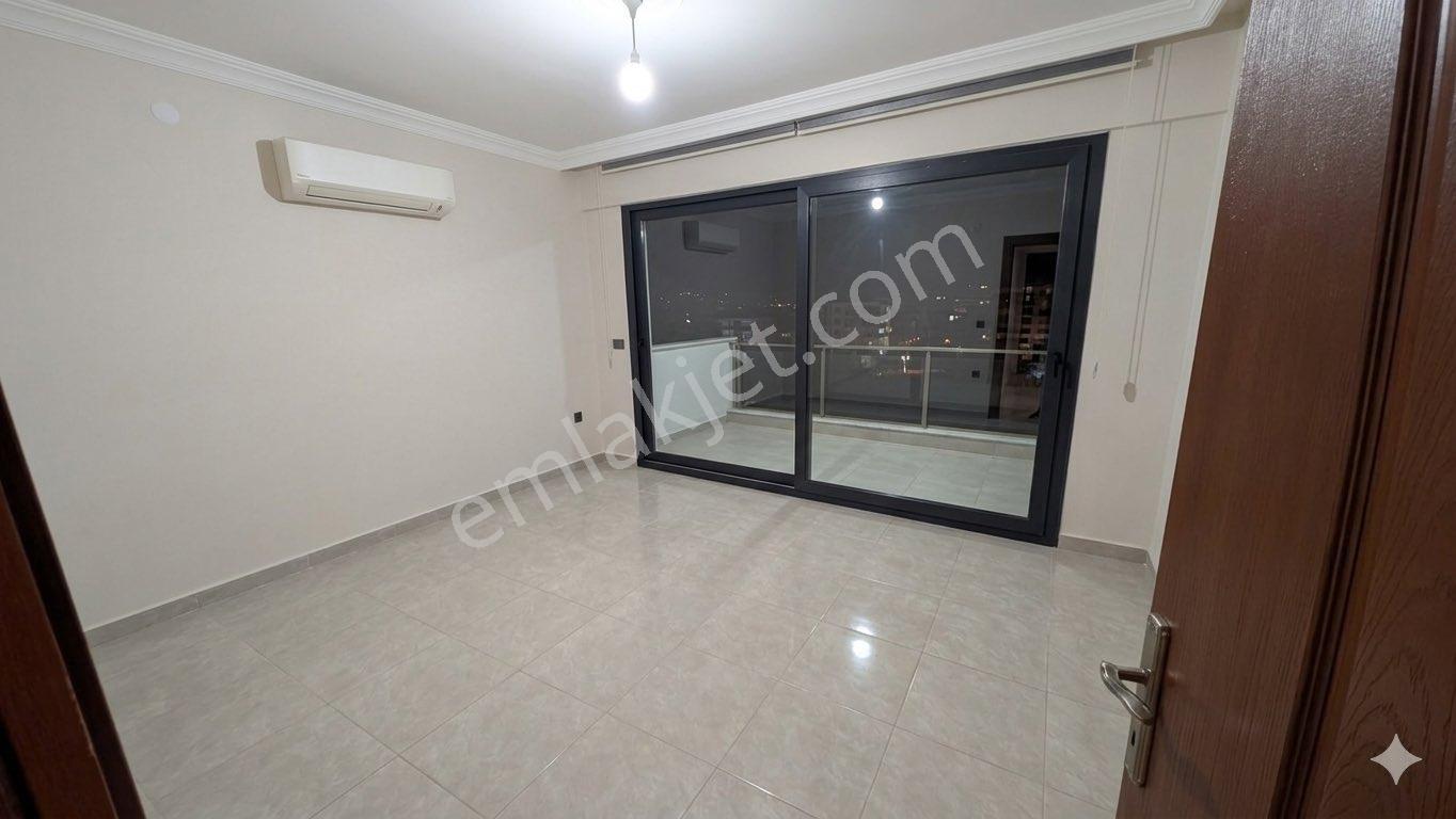 Didim Akbük’de Panaromik Deniz Manzaralı Triplex Müstakil Villa - Görsel 14