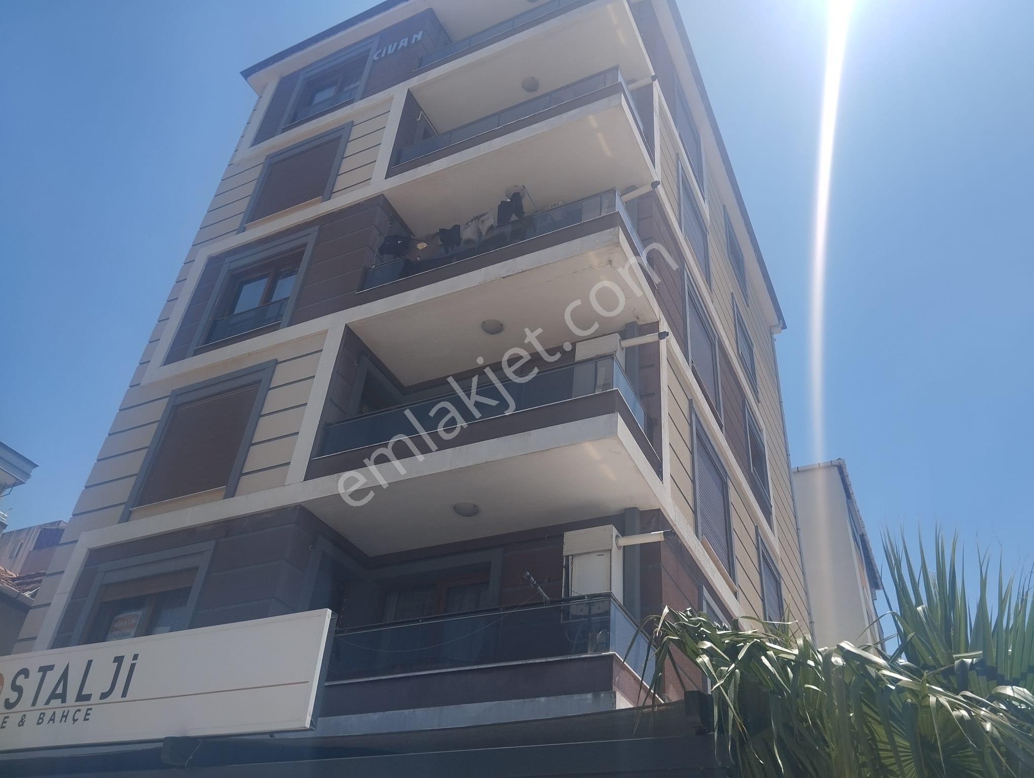 İzmir Torbalı Gold Emlaktan Kiralık Full Eşyalı Daire