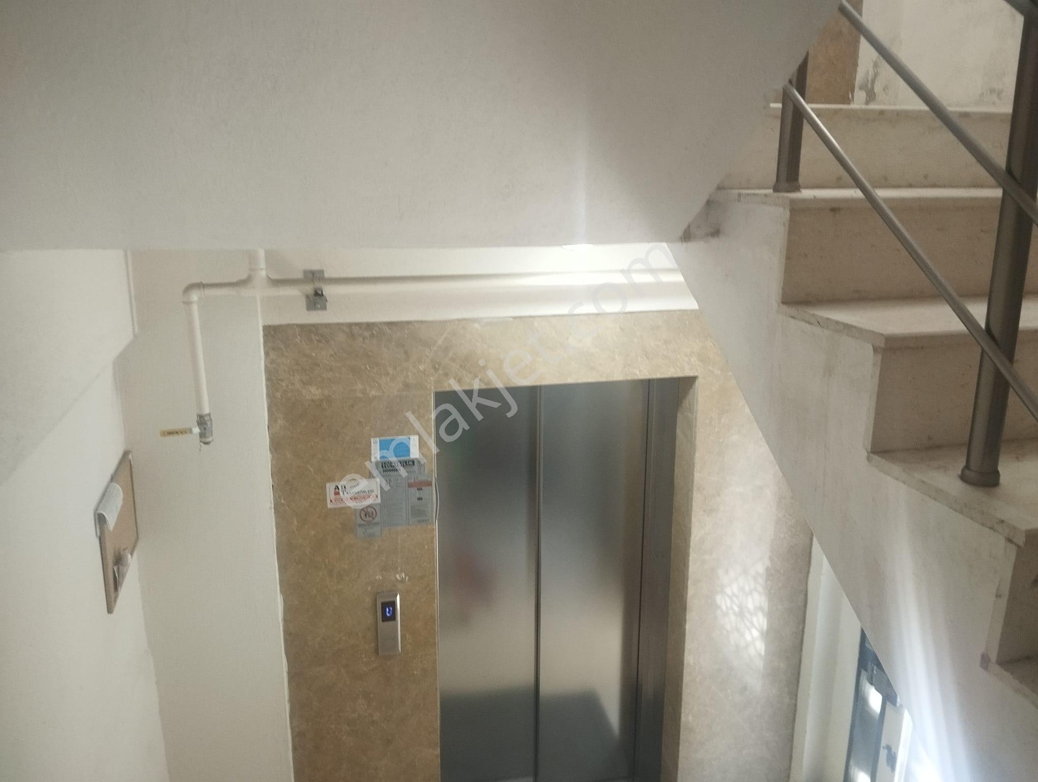 İzmir Torbalı Gold Emlaktan Kiralık Full Eşyalı Daire - Görsel 8