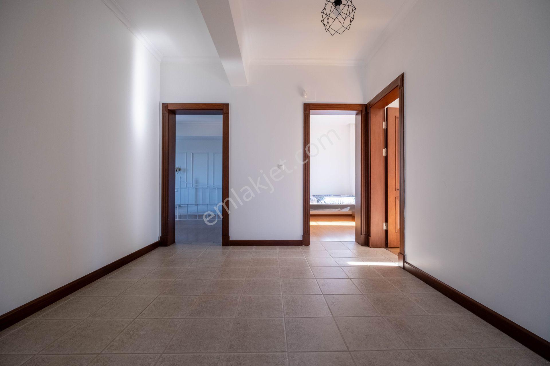 Çekmeköy Reşadiye Site & Doğa İçi Havuz & Spor Satılık 7+2 Villa - Görsel 16