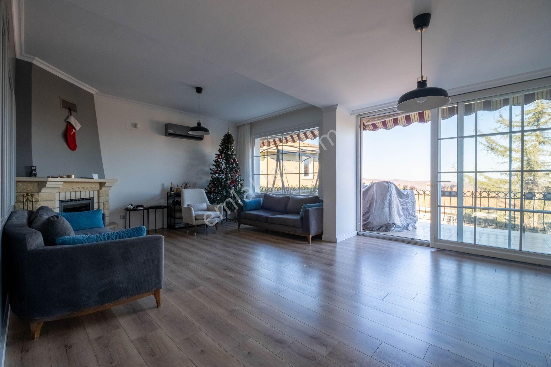 Çekmeköy Reşadiye Site & Doğa İçi Havuz & Spor Satılık 7+2 Villa - Görsel 11
