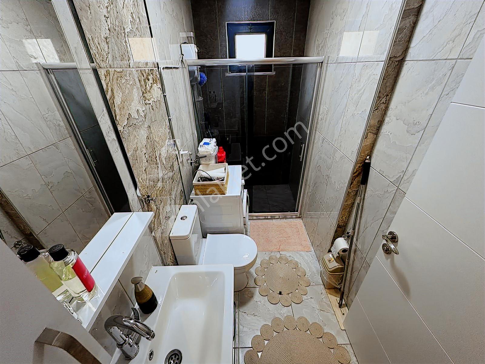 Altınoluk'da Ara Kat Manzaralı Geniş Kullanımlı 1+1 Satılıkdaire - Görsel 28